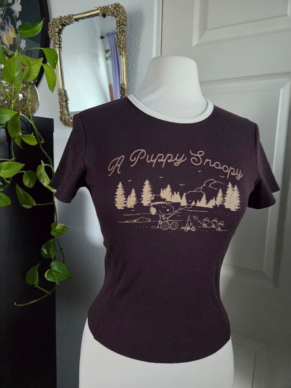 Snoopy Peanuts brown crop top t-shirt Semir X Peanuts New With Tags Size Medium